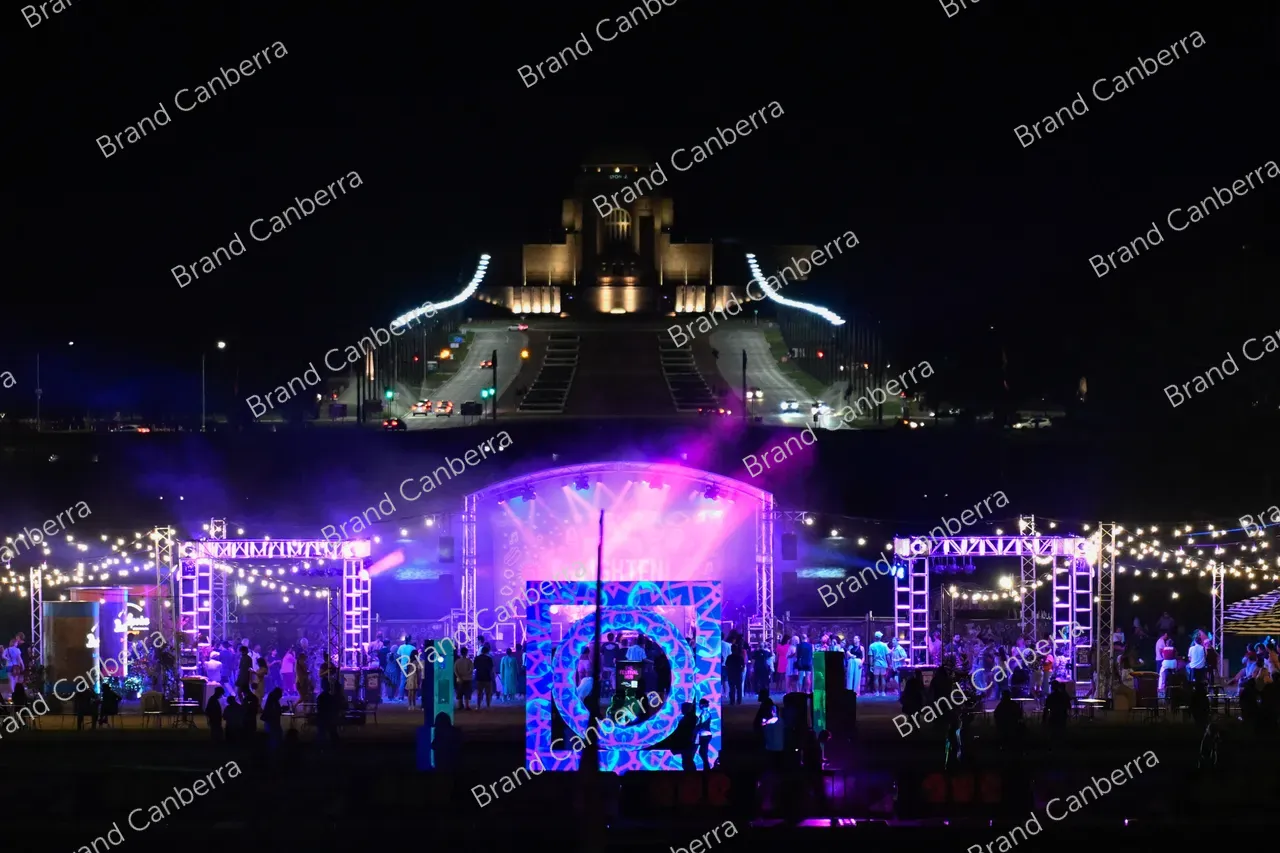 People at Enlighten Festival (14)