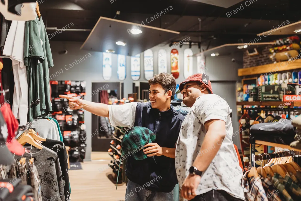 Students shopping at Trilogy Skate Shop in Braddon (6)