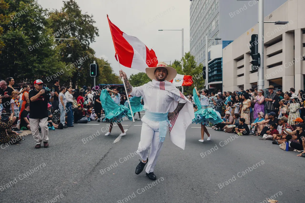 Smartraveller Parade at National Multicultural Festival (2)