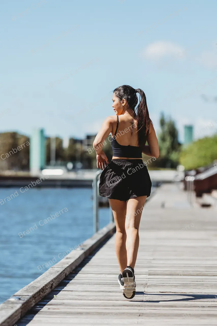 Student jogging along Kingston Foreshore (3)