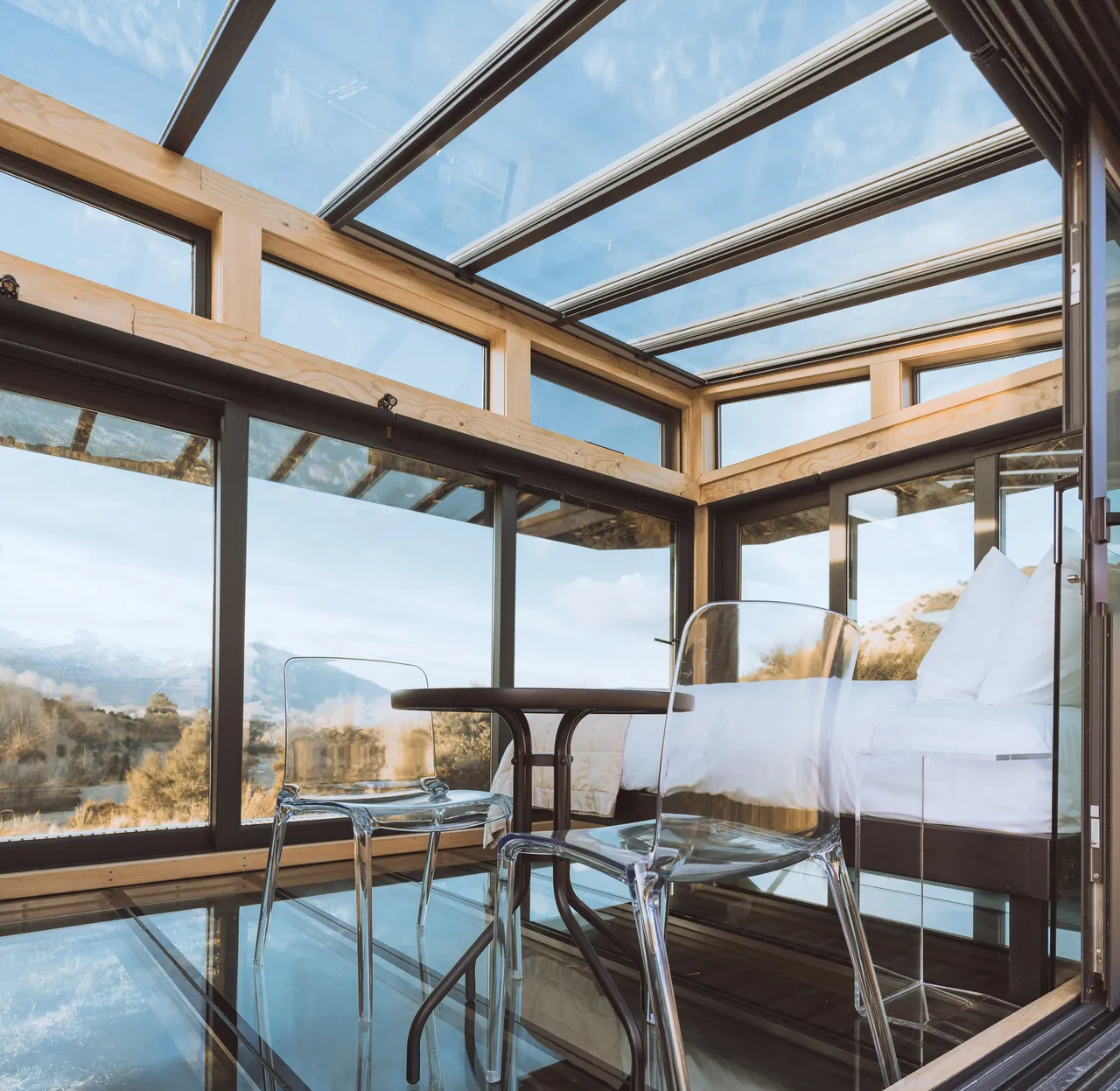Kahutara PurePod - glass, glass and more glass