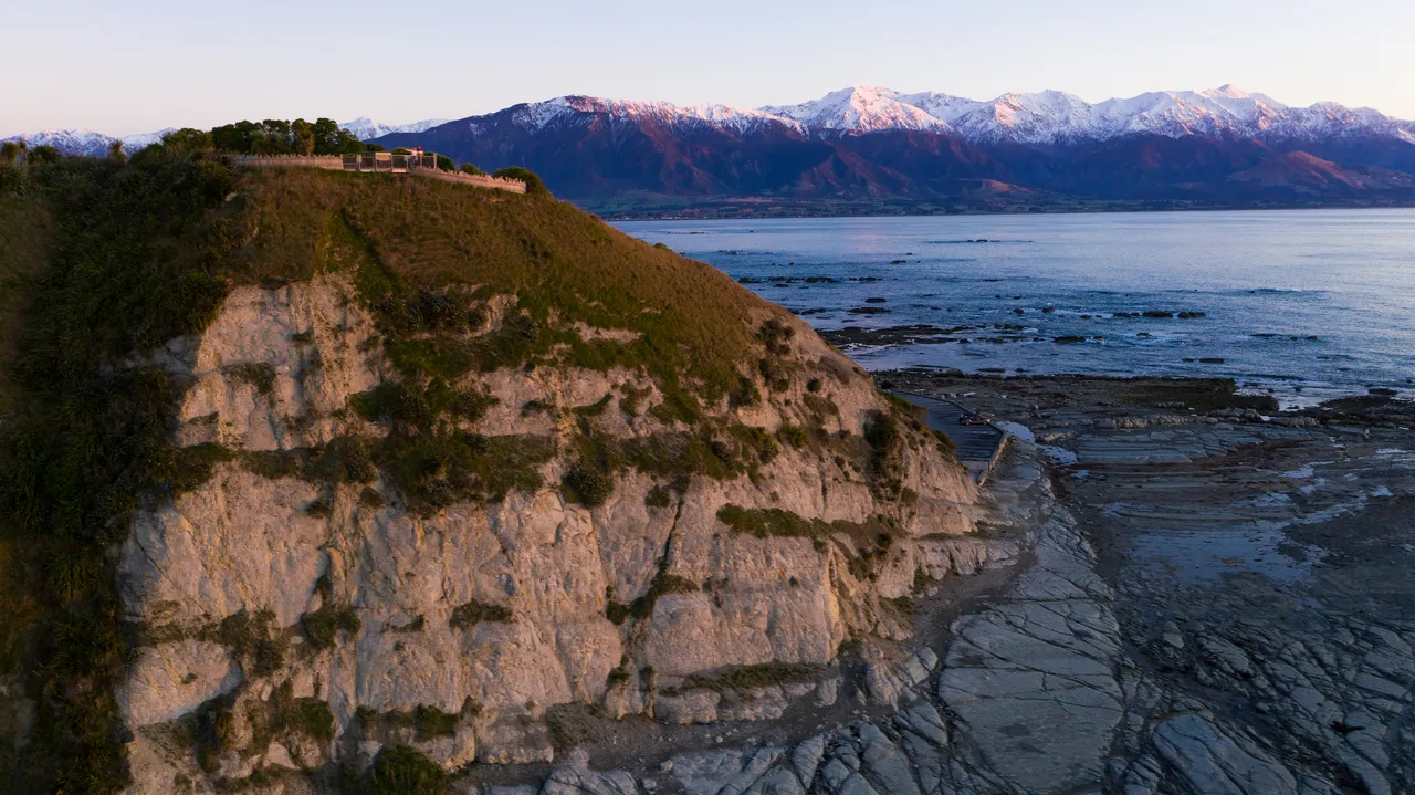 Point Kean Lookout Sunrise Mountains