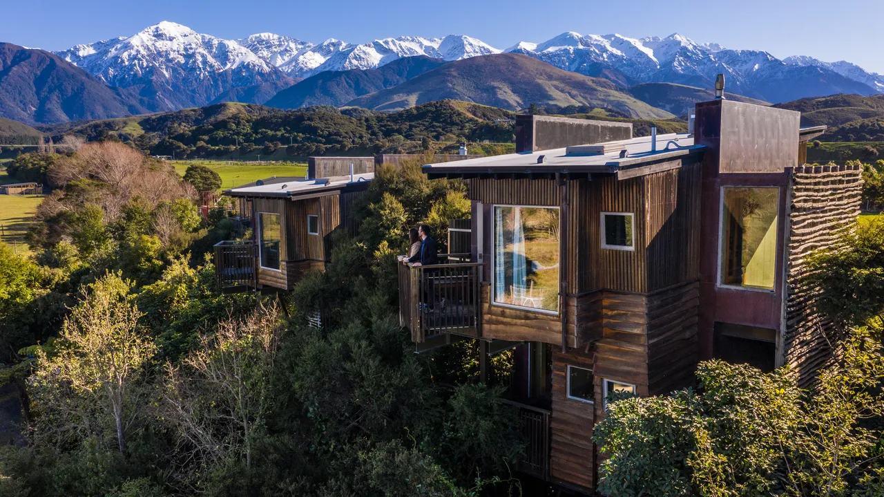 Hapuku Lodge & Tree Houses
