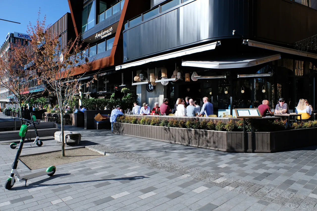 Diners at the Terrace