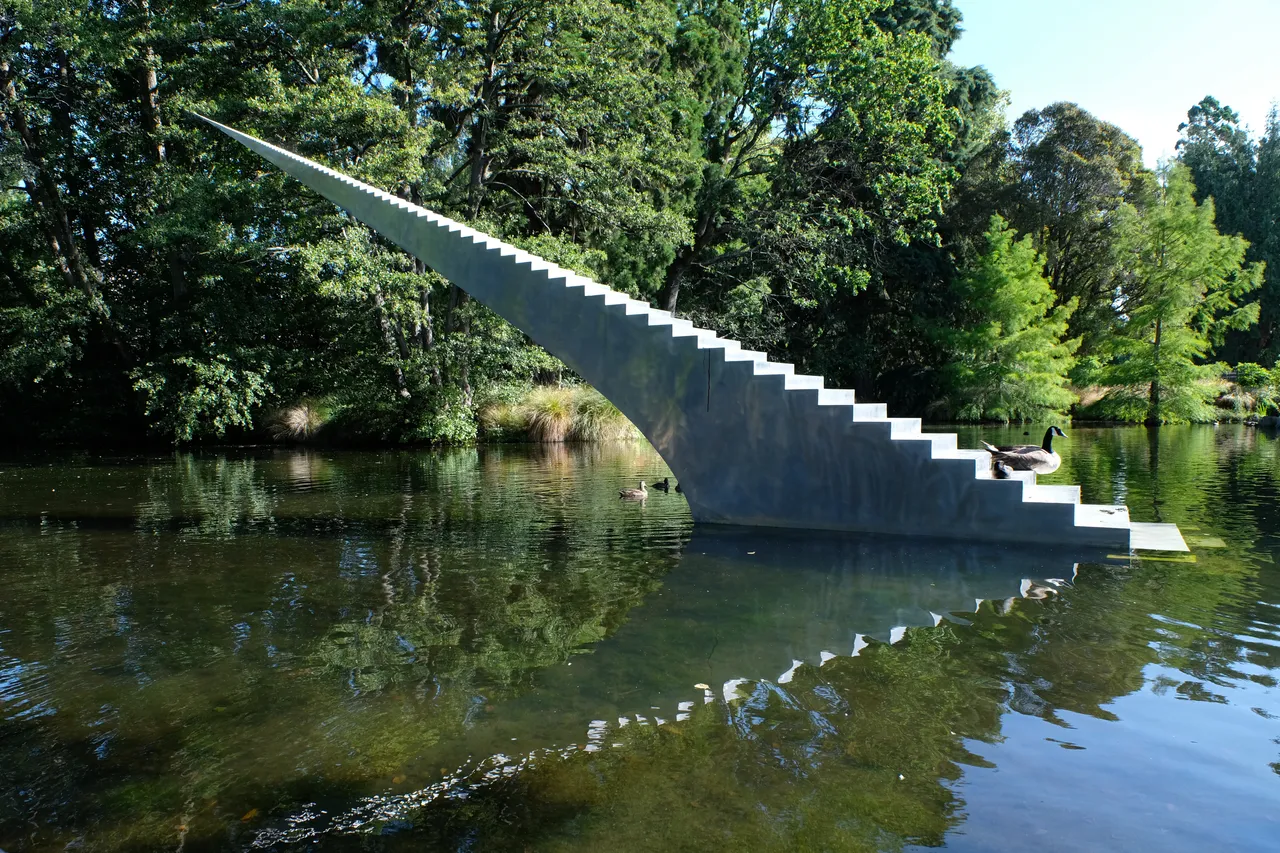 Diminish and Ascend Statue
