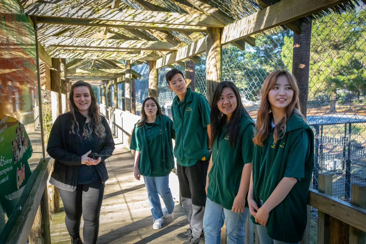 BeKiwi - Students at Orana Park