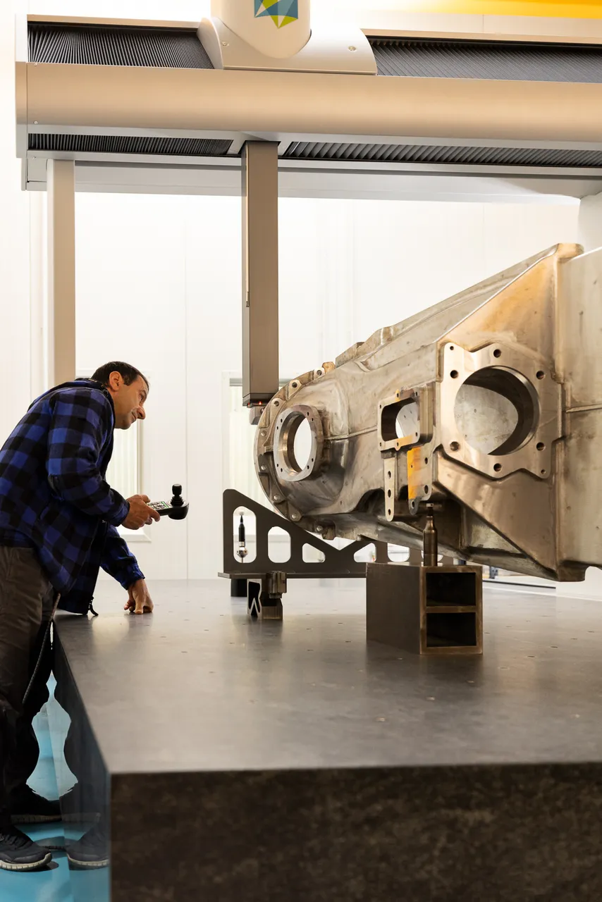 Water jet and vessel control manufacturing