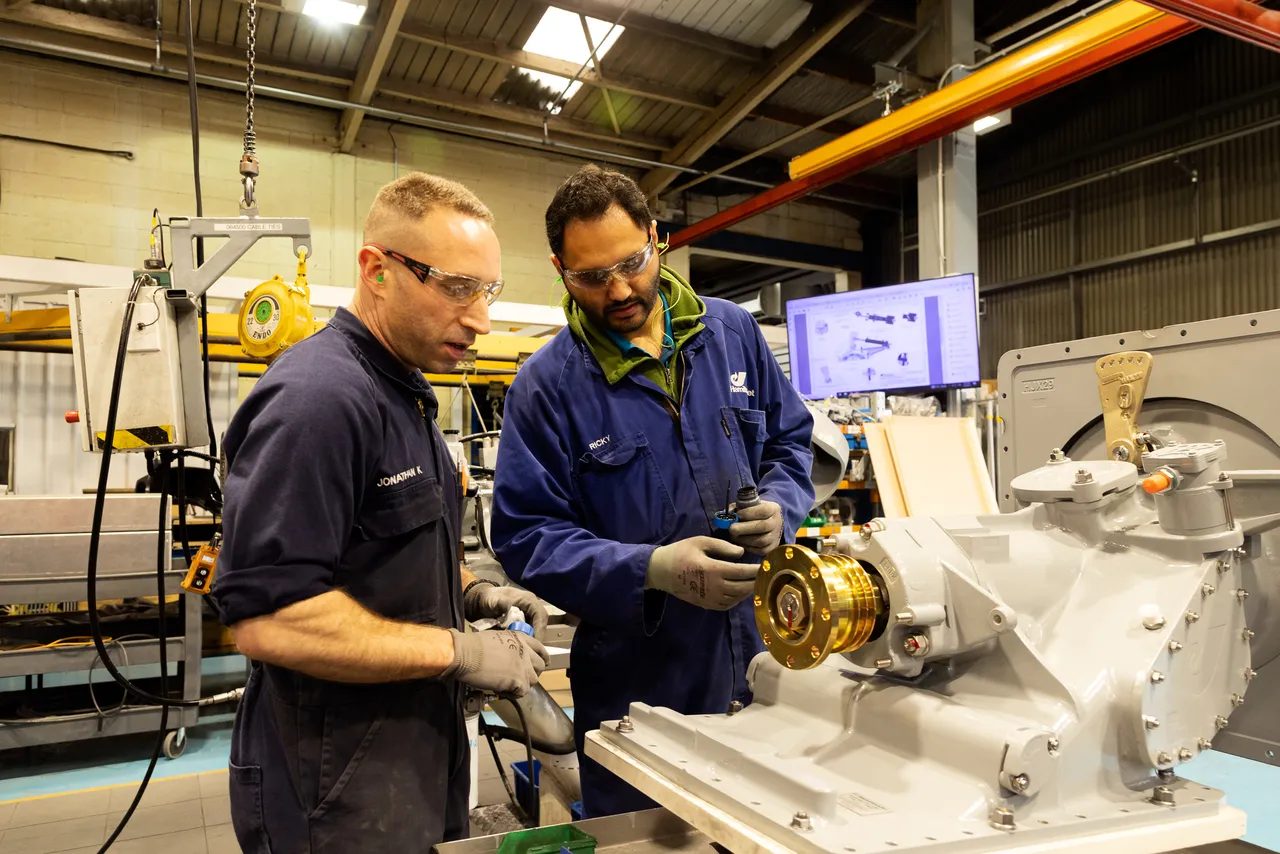 Water jet and vessel control manufacturing