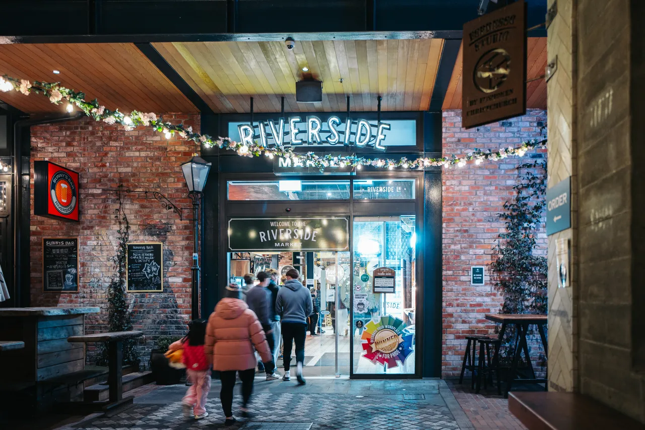 Riverside Market at night