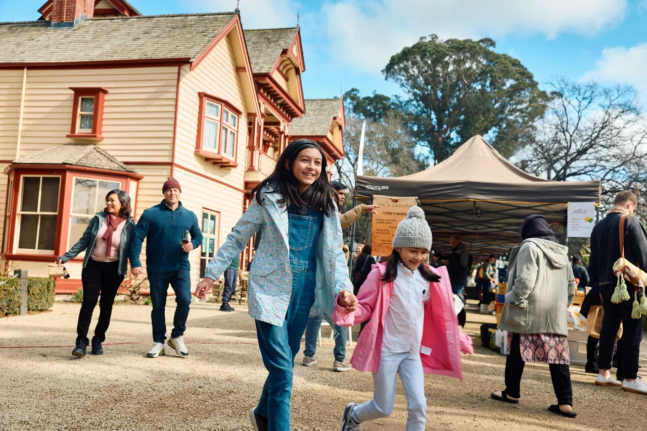 Family at weekend market