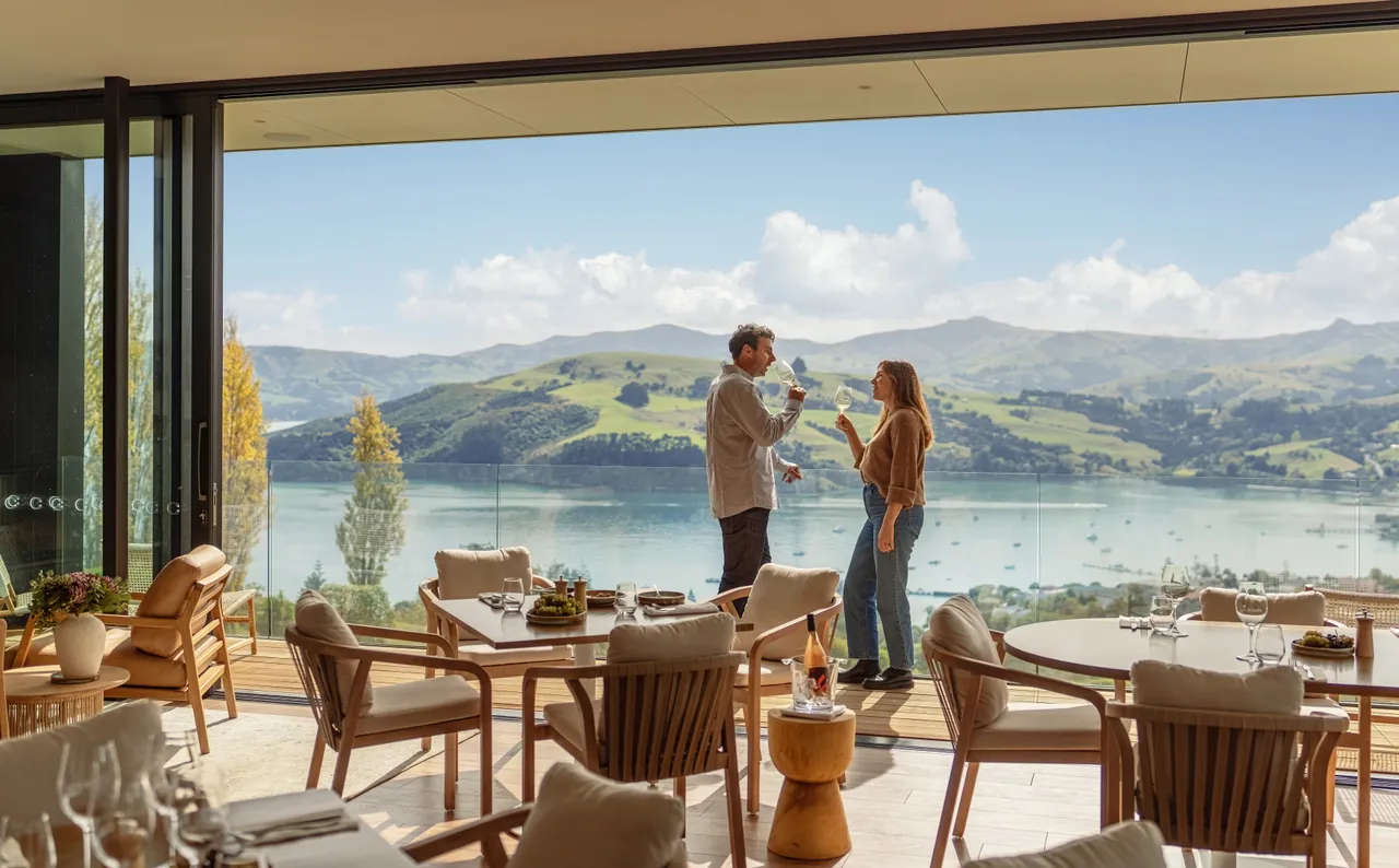 Couple dining at Caldera Estate