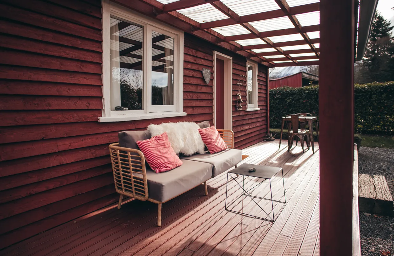 Red Cottage - Outside View