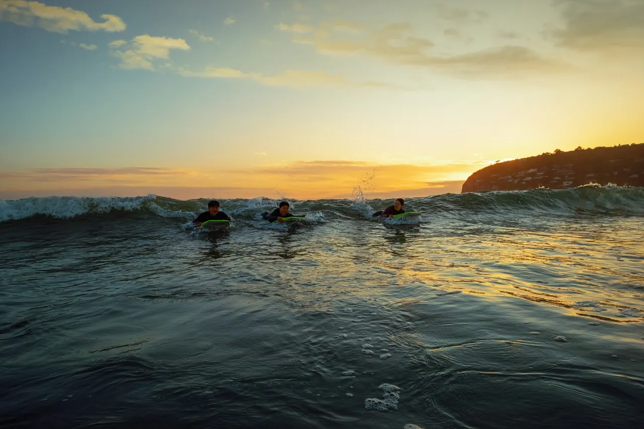 Bodyboarders in Sumner Beach