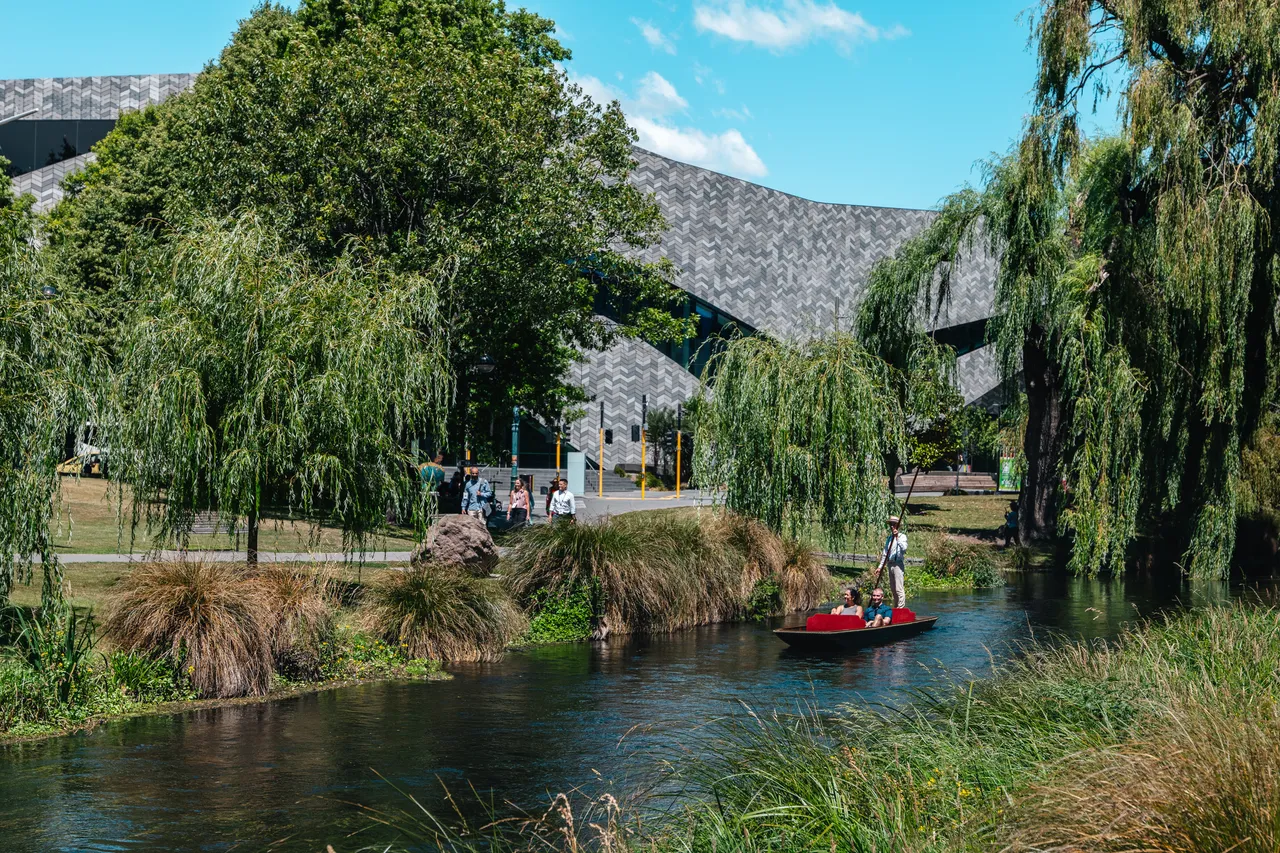 Punting on the Avon Te Pae