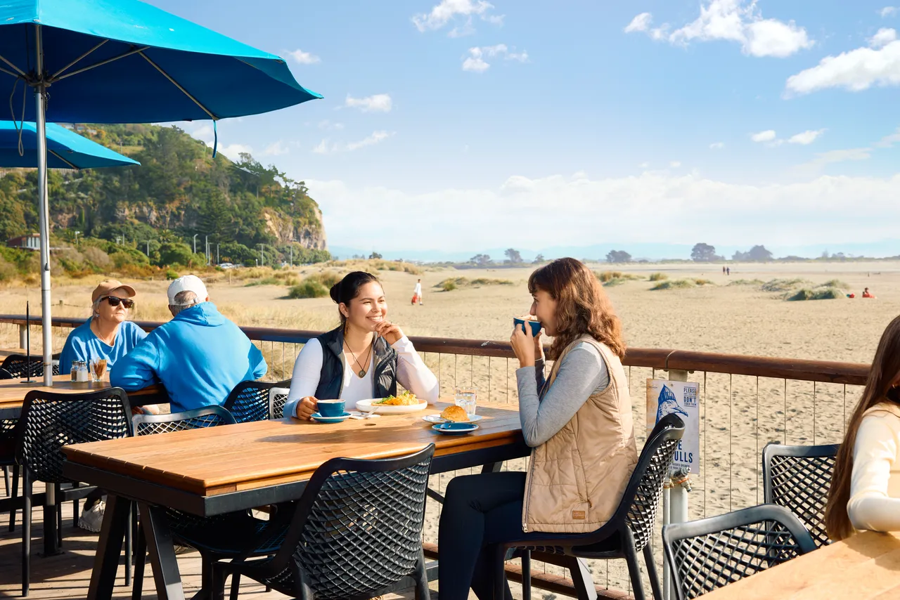 Friends at The Beach Sumner