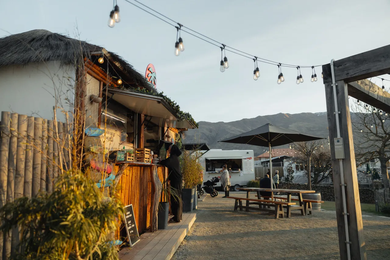 Coco Hut, Brownston Food Truck Park, Winter