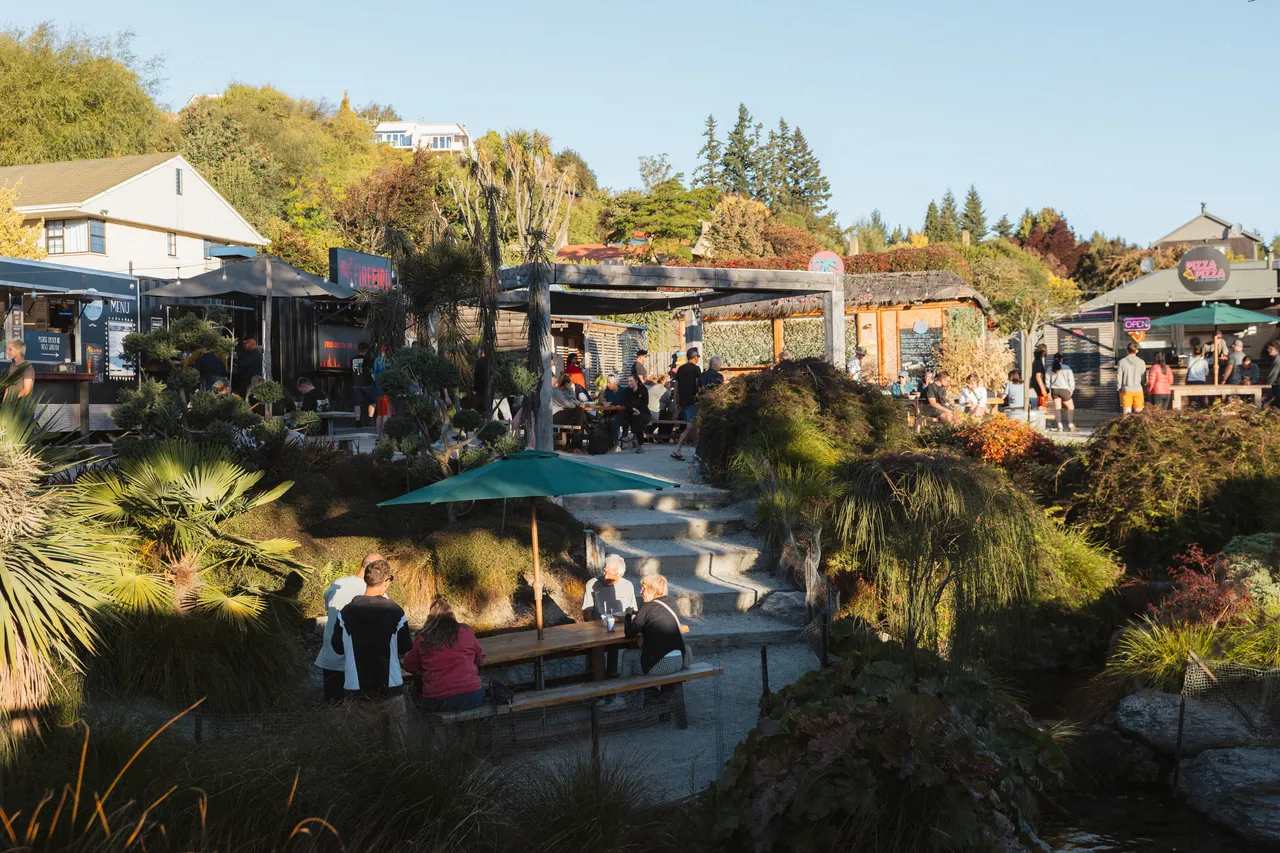 Wānaka Food Trucks, Autumn